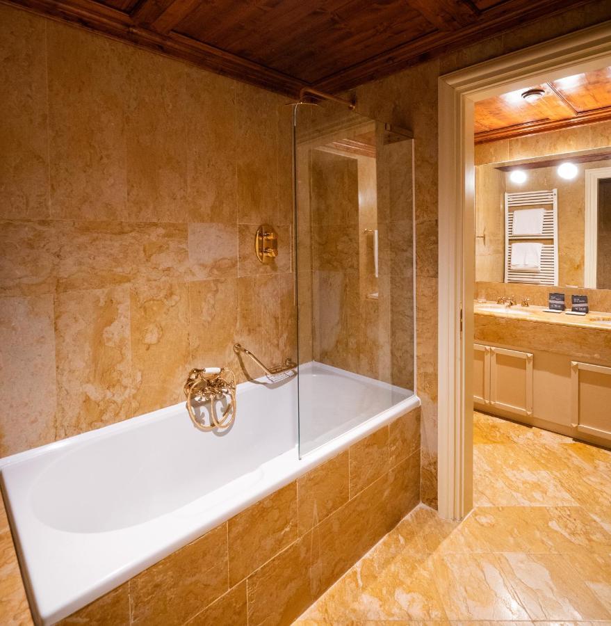 Deluxe Suite Spa Access,1414196501:JPEG